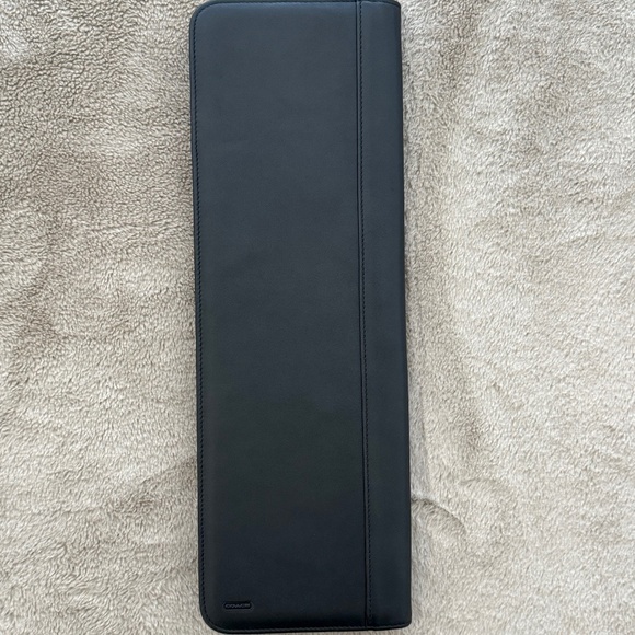 Coach Men’s Slim Leather Zip Case (Accessory Organizer) - Picture 1 of 9